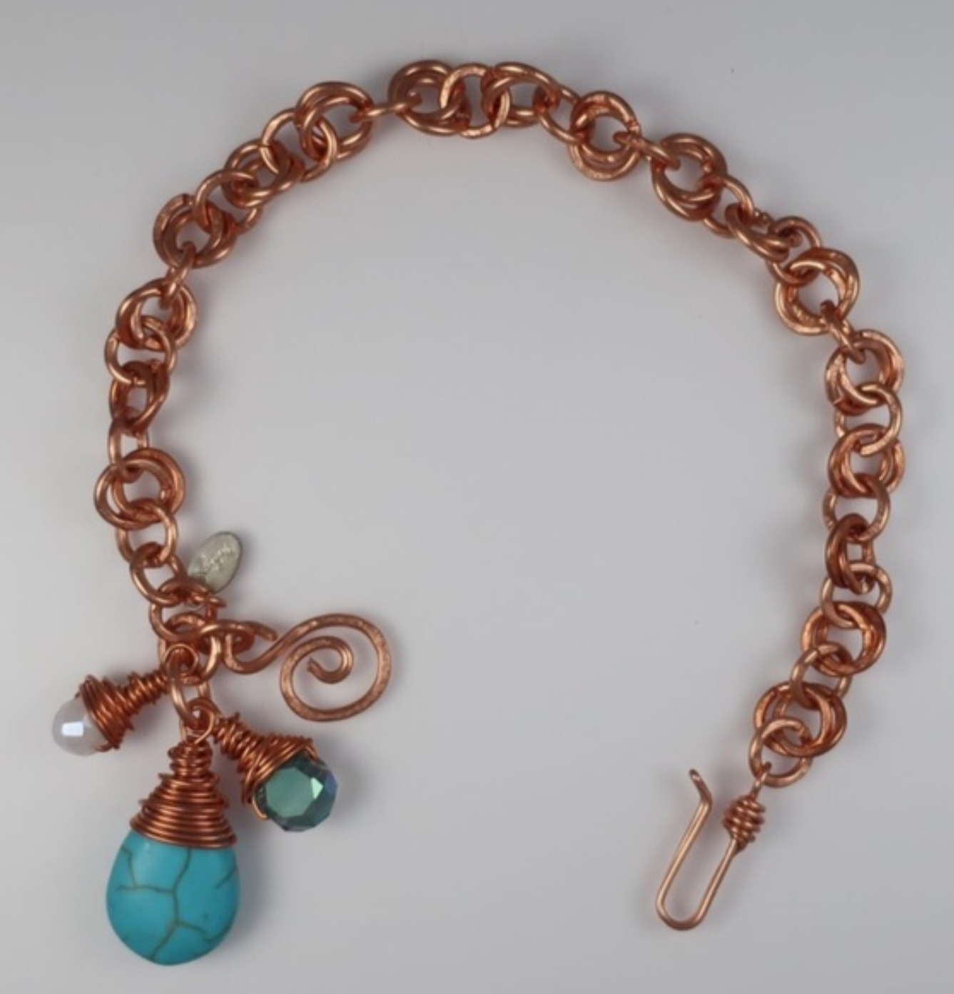 (215  - BCT) - Description: Handcrafted Bracelet, Copper Wire, Turquoise Howlite, Faceted Glass Beads, Hook Closure - Dimension: Adjustable up to 7 1/2 ' L (Inches)